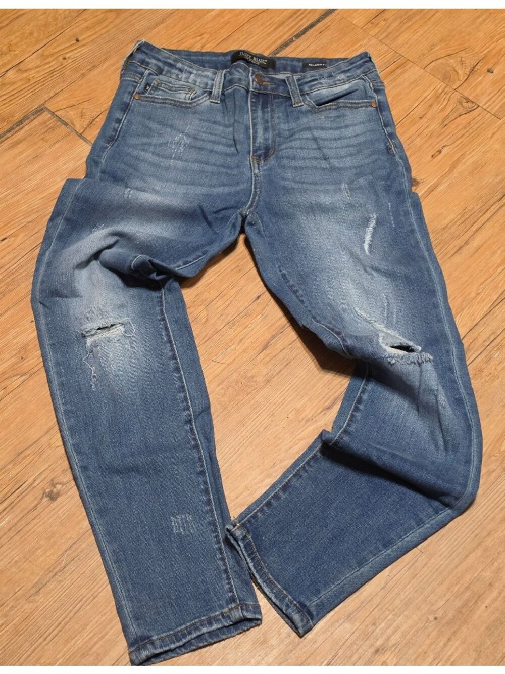 Judy Blue Women's Destroyed Knee Relaxed Jeans Sz 29 JB8271 DK Ankle Denim